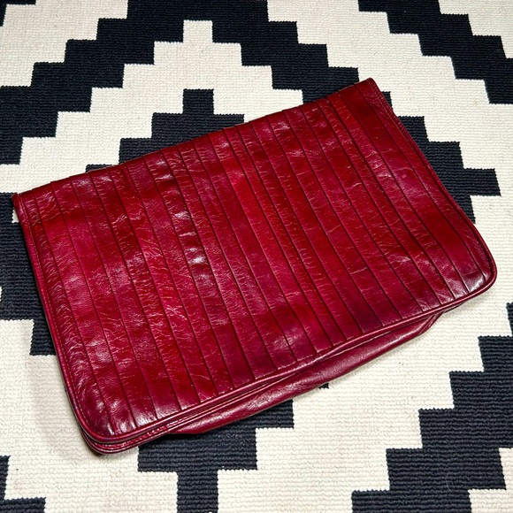 Vintage Handbags - Gorgeous, VINTAGE, NORDSTROM, large, leather clutch!!